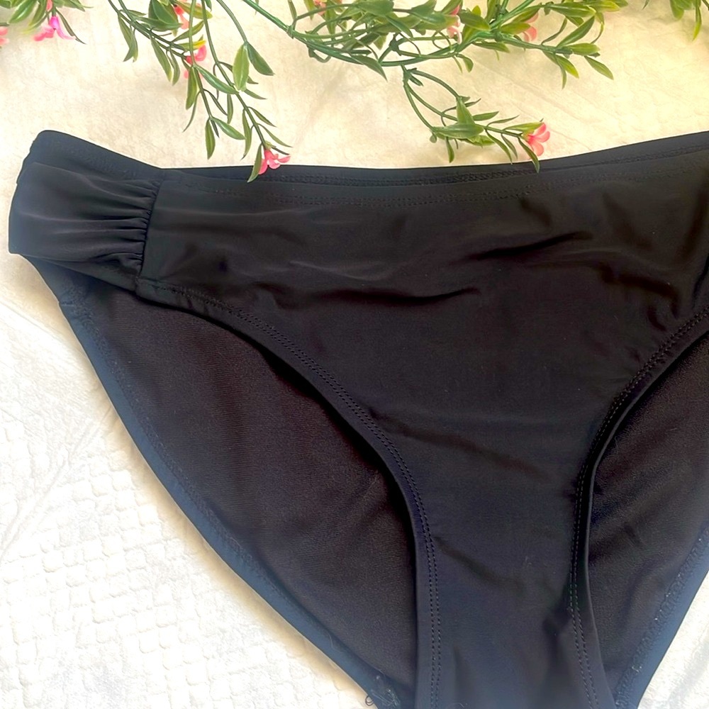Black Bikini Bottom - Picture 4 of 10